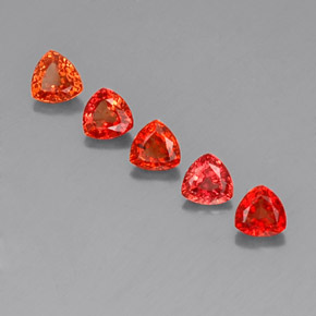 Rojo claro Zafiro Gema - 0.3ct Forma trillón (ID: 330726)