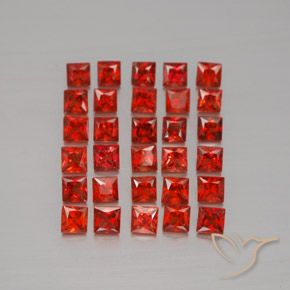 Medium Red Sapphire Gem - 0.1ct Princess-Cut (ID: 345672)