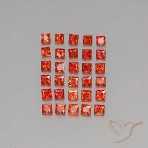 Lote de 30 piezas de Tanzania Roja Cuadrada de Tanzania - Tamaño 2,5 x 2,4mm, peso 2,93 ct en total / promedio. 0,1 ct cada uno, Color: Rojo claro, Dureza de Mohs 9 Adecuado para joyas de uso diario, Simboliza abundancia y prosperidad, Photo A