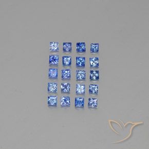 Lote de 20 piezas de Madagascar Azul Cuadrada de Madagascar - Tamaño 2,4 x 2,3mm, peso 2,01 ct en total / promedio. 0,1 ct cada uno, Color: Azul oscuro medio, Dureza de Mohs 9 Adecuado para joyas de uso diario, Piedra del zodiaco Tauro, Photo A