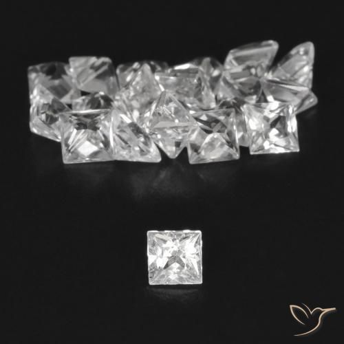 Saphir blanc en vrac de 1,68 ct, taille princesse de 2,2 x 2,2 mm de Madagascar, Photo A