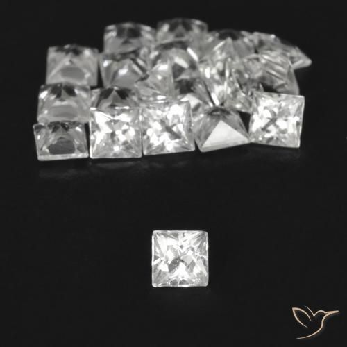 Saphir blanc en vrac de 2,12 ct, taille princesse de 2,4 x 2,4 mm de Madagascar, Photo A