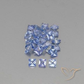 30-teiliges Saphir / Set - Prinzess-Schliff Blau aus Sri Lanka - Größe 2,2 x 2,2mm, Gewicht 2,53 ct gesamt / Durchschn. je 0,08 ct, Farbe: Hellblau, Mohs-Härte 9 Geeignet für den täglichen Gebrauch im Schmuck, Stein der Weisheit, Photo A
