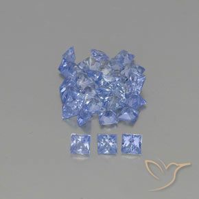 Lotto di 30 pezzi di zaffiro blu taglio quadrato Zaffiro - Peso 2,59 ct totali / media. 0,09 ct ciascuno, misura 2,3 x 2,3mm, colore: Blu pastello, durezza Mohs 9 adatto per gioielli da indossare ogni giorno, Pietra portafortuna tradizionale di aprile, Photo A