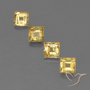 Set aus 4 Stück quadratischer Saphir in goldener Farbe aus Tansania - Größe 4,2 x 4,2mm, Gewicht 2,24 ct gesamt / Durchschn. je 0,56 ct, Farbe: Gold-orange, Mohs-Härte 9 Geeignet für den täglichen Gebrauch im Schmuck, Stein der Weisheit, Photo A