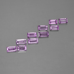 Medium Pinkish Purple Saphir Edelstein - 0.1ct Baquette Schliff (ID: 367298)