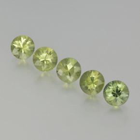 ミディアムグリーン サファイア 宝石 - 0.4ct ダイヤモンドカット (ID: 369057)