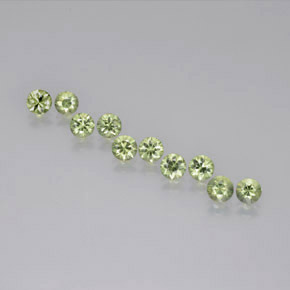 ウォームグリーン サファイア 宝石 - 0.4ct ダイヤモンドカット (ID: 371281)