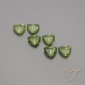 Sapphire Gemstones in 4 x 4 mm (calibrated) Size for Sale, Sapphire Stones in Warm Green Color
