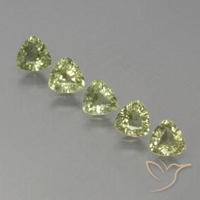 Verde medio Zafiro Gema - 0.4ct Forma trillón (ID: 373227)