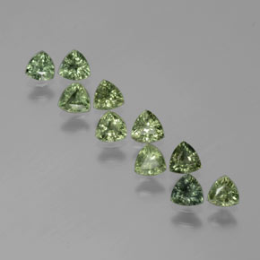Medium Light Green Сапфир Камень - 0.2ct Огранка Триллион Фасетная (ID: 375328)