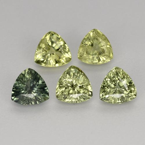 Medium-Dark Green Sapphire Gem - 0.3ct Trillion Facet (ID: 375474)