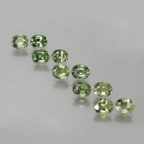 Medium Green Sapphire Gem - 0.5ct Oval Facet (ID: 381772)