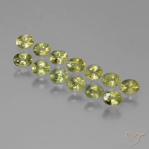 Verde terroso cálido Zafiro Gema - 0.3ct Forma ovalada (ID: 387318)