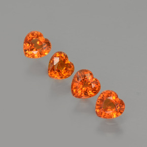 0.4ct Heart Facet Orange Sapphire Gem for sale 0.4ct Heart Facet Orange Sapphire Gem (ID: 406538)