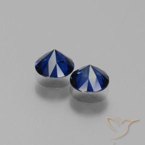 Sapphire Gemstones in 5 mm (calibrated) Size for Sale, Sapphire Stones in Dark Blue Color