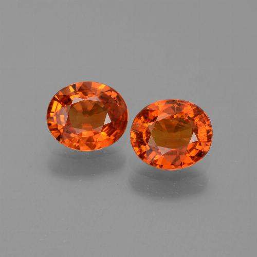 Coppia di zaffiro Ovale abbinata 5,9 x 5mm - Peso 1,4 ct totali / media. 0,7 ct ciascuno, pietra preziosa naturale , colore Arancione Ambra in purezza VS, durezza Mohs 9 adatto per gioielli da indossare ogni giorno, Pietra della saggezza, Photo A