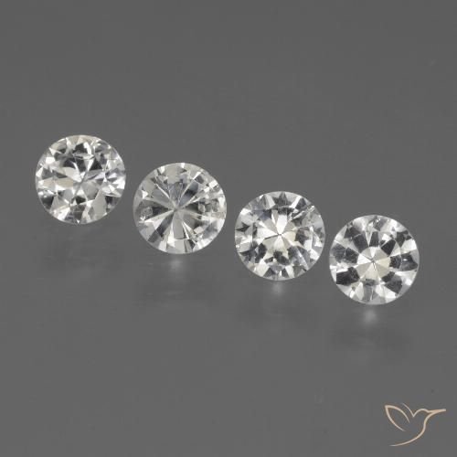 Lote de 4 piezas de Madagascar Blanco Circular de Madagascar - Tamaño 4,3mm, peso 1,25 ct en total / promedio. 0,31 ct cada uno, Color: Blanco, Dureza de Mohs 9 Adecuado para joyas de uso diario, Exhibe gran brillo, Photo A