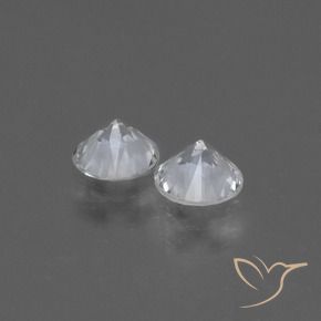 Sapphire Gemstones in 4.5 mm (calibrated) Size for Sale, Sapphire Stones in Clear White Color