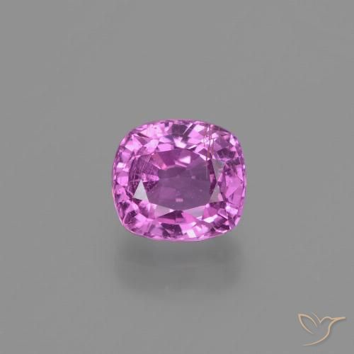 Zaffiro viola da 1,08 ct, taglio a cuscino da 5,9 x 5,3 mm proveniente dalla Tanzania, Photo A