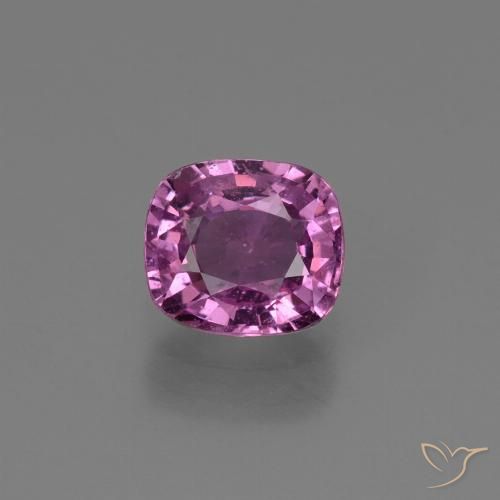 Zaffiro viola da 1,19 ct, taglio a cuscino da 6,4 x 5,6 mm proveniente dalla Tanzania, Photo A