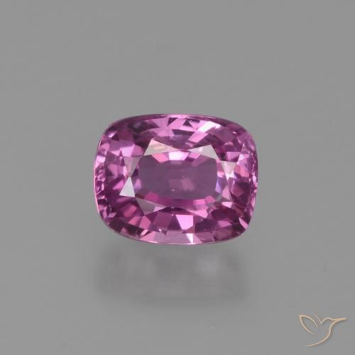 Zaffiro viola da 1,22 ct, taglio a cuscino da 6,4 x 5,1 mm proveniente dalla Tanzania, Photo A