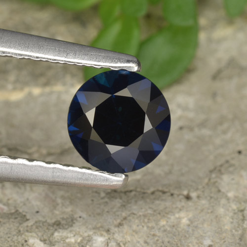 Navy Blue Saphir Edelstein - 0.7ct Diamanten-Schliff (ID: 449901)