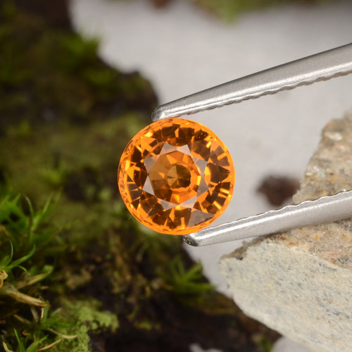 Bright Orange Sapphire Gem - 0.8ct Round Facet (ID: 461932)