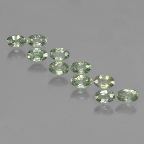 Verde salvia claro Zafiro Gema - 0.4ct Forma ovalada (ID: 461962)