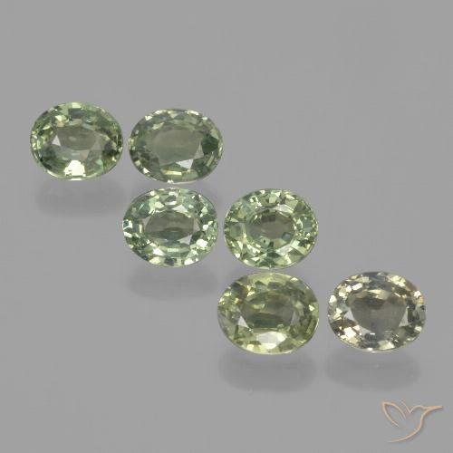 4.51ctw Natural Forest Green Sapphire, Oval, VVS-VS