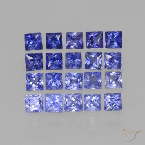 20-teiliges quadratischer blauer Saphir / Set aus Madagaskar - Gewicht 1,57 ct gesamt / Durchschn. je 0,08 ct, Größe 2,1 x 2,1mm, Farbe: Violett-blau, Mohs-Härte 9 Geeignet für den täglichen Gebrauch im Schmuck, Gem-Lab-zertifiziert, Sternzeichen Stier, Photo A