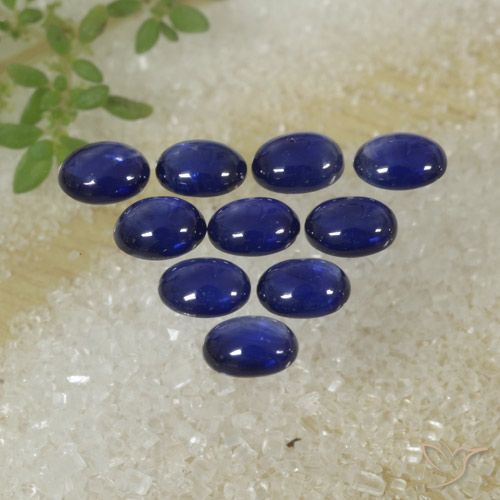 Royal Blue Sapphire Gem - 0.3ct Oval Cabochon (ID: 470778)