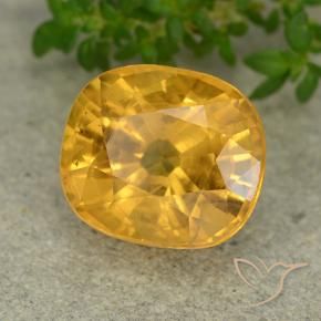 6.85 ct Golden Sapphire Stone, Natural Sapphire in Oval Facet Shape for Sale