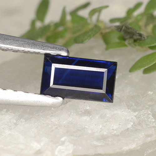 Dark Blue Sapphire Gem - 0.6ct Baguette Step Cut (ID: 490523)