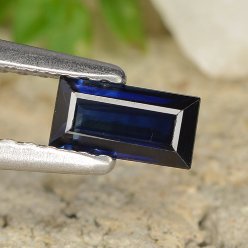 0.5ct Baguette Step Cut Blue Sapphire for sale thumb image of 0.5ct Baguette Step Cut Blue Sapphire (ID: 490684)