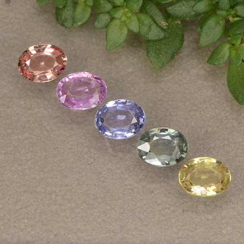 Многоцветный Сапфир Камень - 0.2ct Фасетный Овал (ID: 492165)