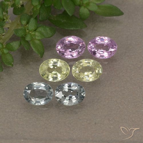 Многоцветный Сапфир Камень - 0.2ct Фасетный Овал (ID: 492236)