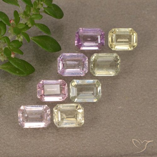 Multicolor Sapphire Gem - 0.3ct Octagon Step Cut (ID: 492676)
