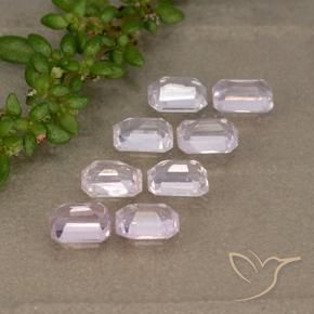 Sapphire Gemstones in 4 x 3 mm (calibrated) Size for Sale, Sapphire Stones in Very Light Pink Tone Color