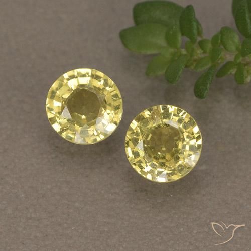 0.75 ct Yellow Sapphire, 4.3 mm Round Cut From Tanzania, Photo A