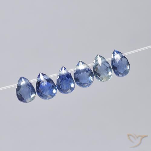 Lotto taglio briolette di 6 pezzi di zaffiro blu dal Madagascar - peso totale di 2,49 ct / media. 0,42 ct ciascuno, misura 4,7x3,3 mm, colore: Blu navy, durezza Mohs 9 adatto per gioielli da indossare ogni giorno, Pietra portafortuna di settembre, Photo A