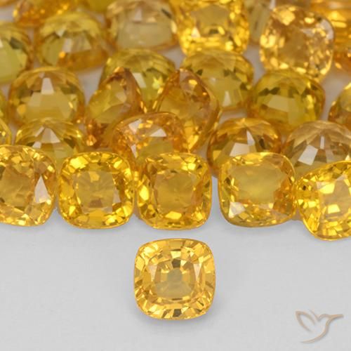 0.49ct Natural Golden Sapphire, Cushion, VVS-VS