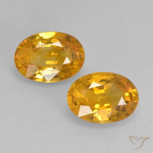 1.43 ct Orange Sapphire, 6.5 x 4.7 mm Oval Cut From Madagascar, Photo A
