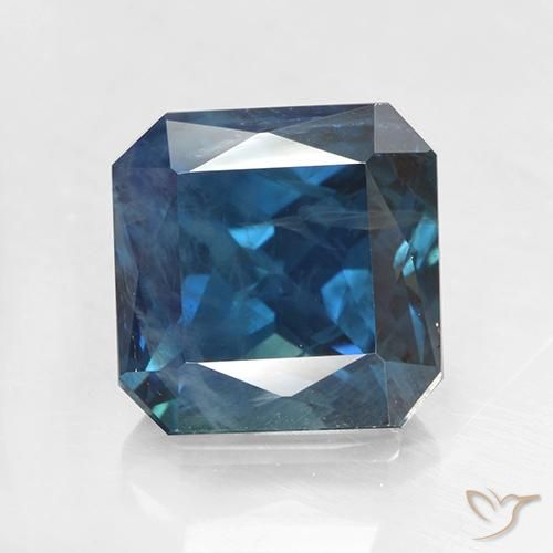 2.64ct Octagon / Scissor Cut Blue Sapphire from Madagascar, Dimension 7.1 x 7mm, VS Clarity, Natural heated gemstone, 1pc Sapphire in Navy Blue Color, Mohs Hardness of 9 suitable for daily wear jewelry, Taurus Zodiac Stone, Photo A