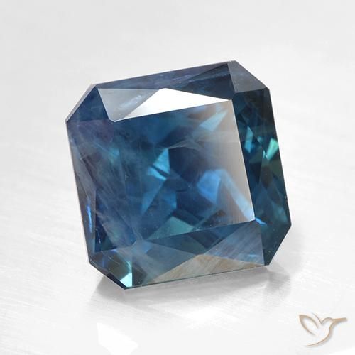 2.64 ct Blue Sapphire Stone, Natural Sapphire in Octagon / Scissor Cut Shape for Sale
