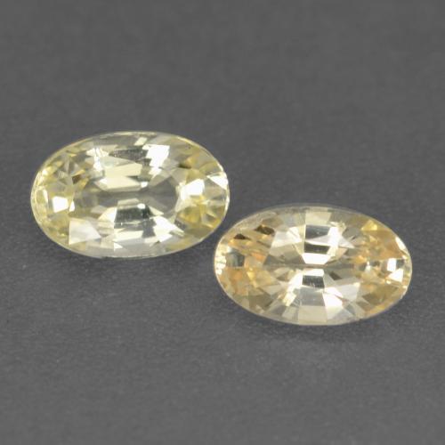 Light Gold Sapphire Gem - 0.3ct Oval Facet (ID: 536719)