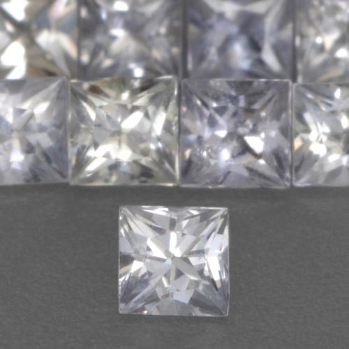 Blanco azulado Zafiro Gema - 0.1ct Corte Princesa (ID: 536899)