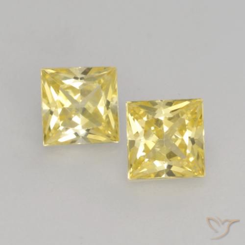 0.71 カラット イエロー サファイア、3.8 x 3.7 mm プリンセス カット、タンザニア産, Photo A