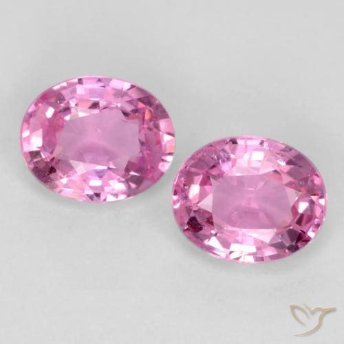 Royal Purple Pink Sapphire Gem - 0.4ct Oval Facet (ID: 547779)