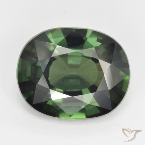 5,34 ct grüner Saphir, 12 x 9,8 mm Ovalschliff aus Madagaskar, Photo A